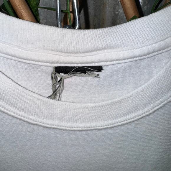 Vintage Y2K Q102 jingle ball 00s timbaland avril lavigne tee - Picture 3 of 4